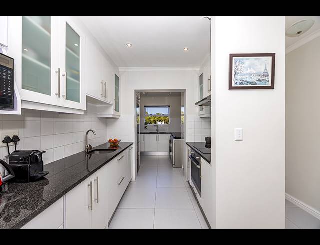 3 BEDROOM GATED ESTATE FOR SALE IN SUNNINGDALE